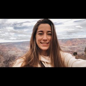 Meet your Posher, Ashlee